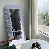 Wavy Mirror