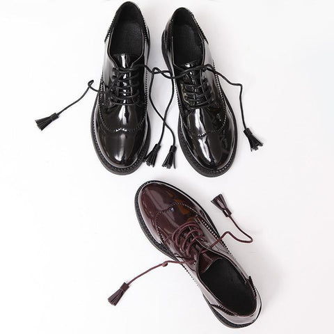 Tasseled Laces Oxford Shoes