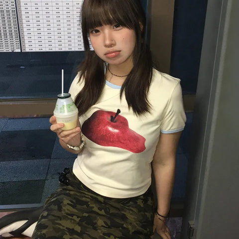 Melted Apple Tee