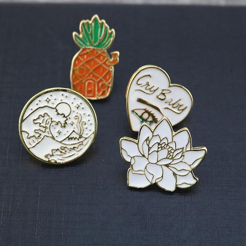 LINE DRAWING PINS